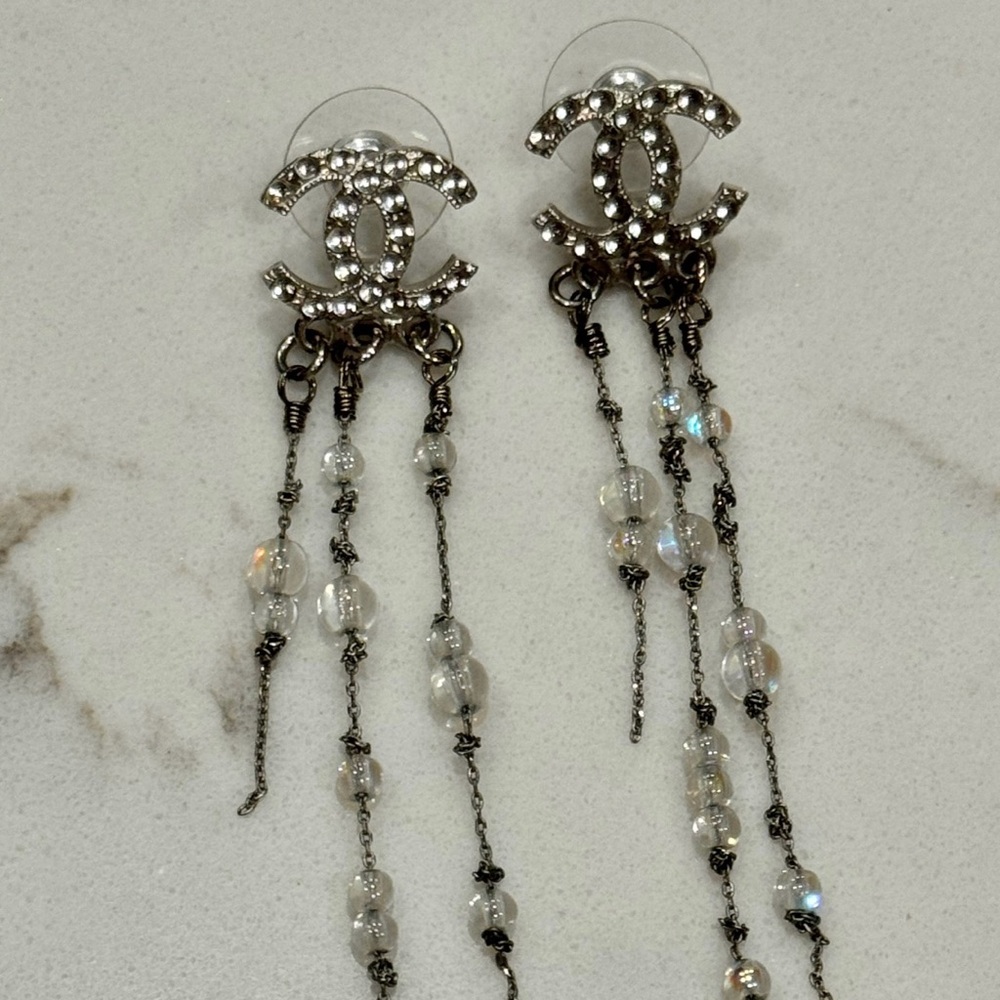 CHANEL Crystal and Silver Chain Earrings : 7 Chanel 2018 Waterfall Collection